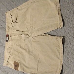 Wrangler Men's Cargo Shorts in Tan